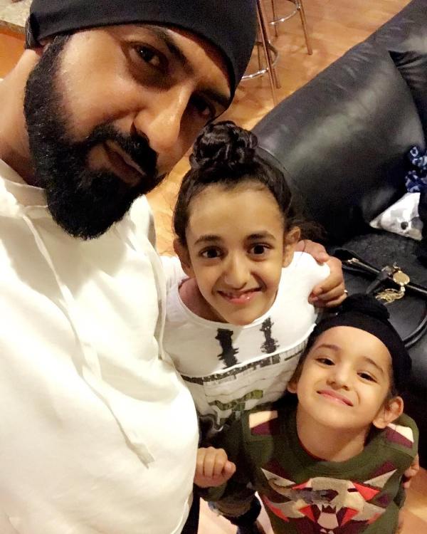 Gippy Grewal with his sons