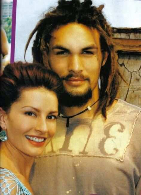 Jason Momoa & Simmone Jade Mackinnon