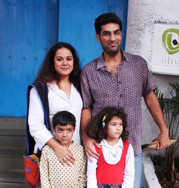 Kunaal Roy Kapur with his wife and children