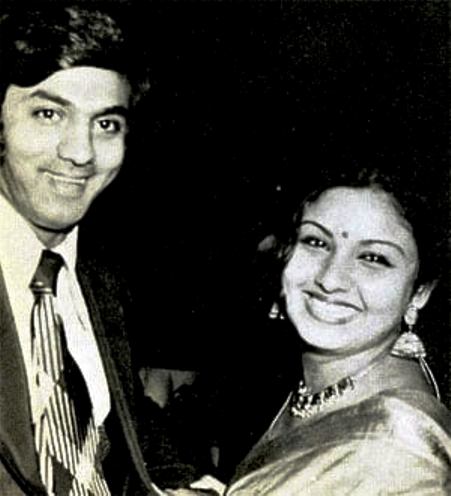 Leena Chandavarkar With Her First Husband Siddharth Bandodkar