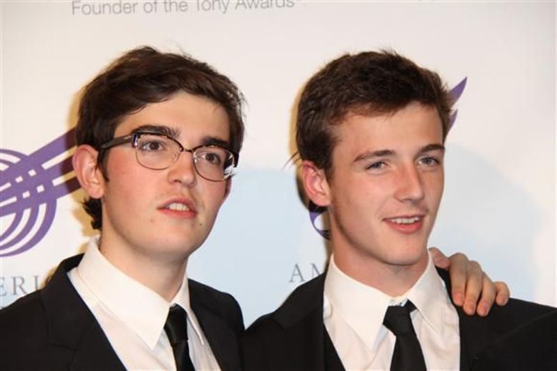 Liam Nessen sons