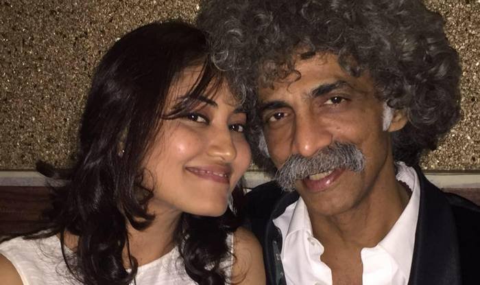 Makarand Deshpande with his wife Nivedita Pohankar