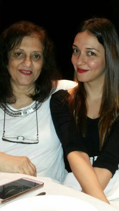 Nauheed Cyrusi Mother