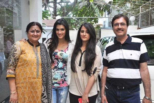 Nupur Sanon with her family