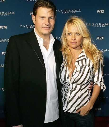 Pamela and Laurence Hallier