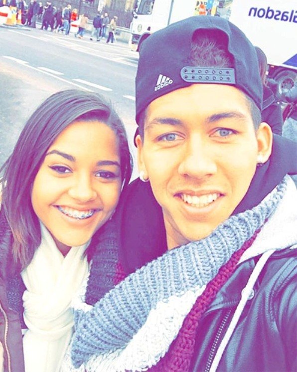 Roberto Firmino with his sister