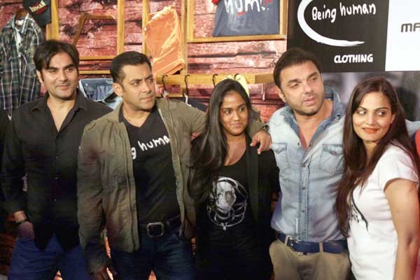 Salman Khan with his brothers & sisters