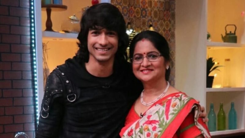Shantanu Maheshwari with his mother