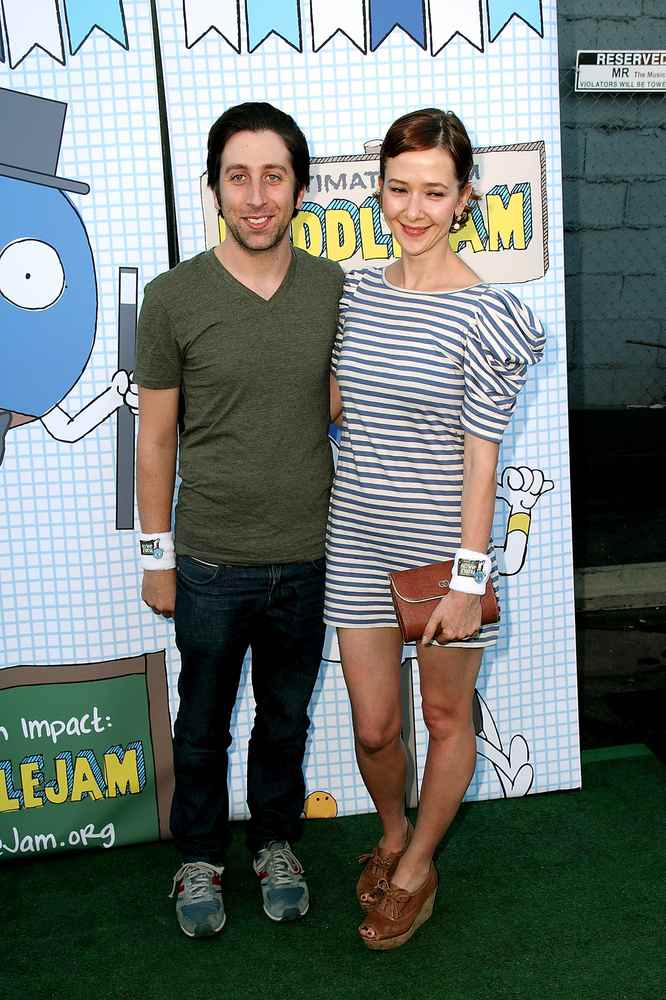 Simon Helberg with his wife Jocelyn Towne