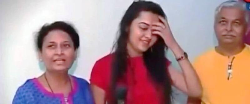 Tejasswi Prakash With Her Parents