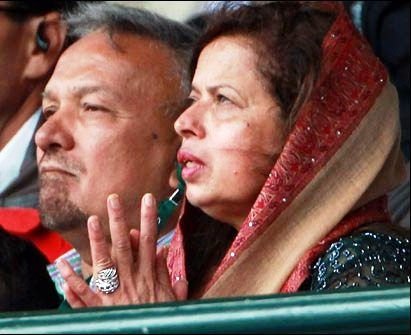 Usman Khawaja parents