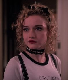 Julia Garner